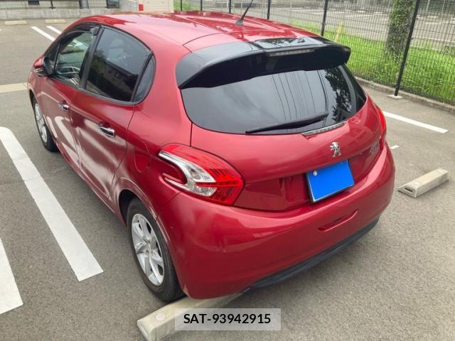 Peugeot 208 2015-09 8745162-6