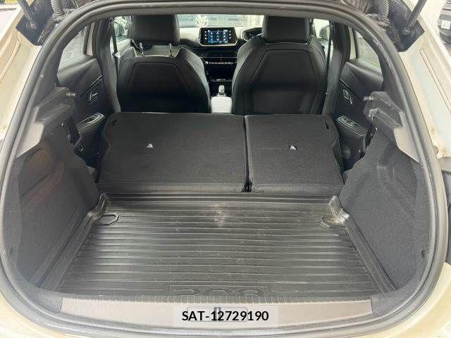 Peugeot 208 2021-01 8797108-12
