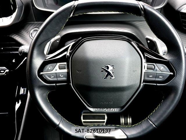Peugeot 208 2021-12 8831047-14