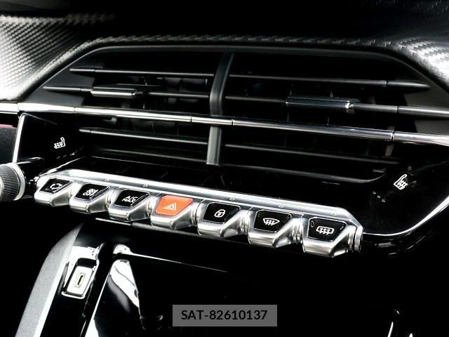 Peugeot 208 2021-12 8831047-18