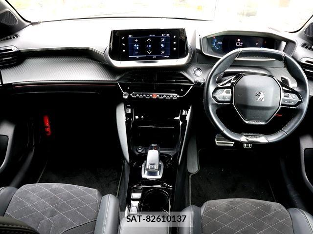 Peugeot 208 2021-12 8831047-1