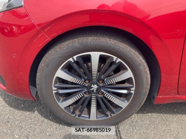 Peugeot 208 2018-08 8831046-10