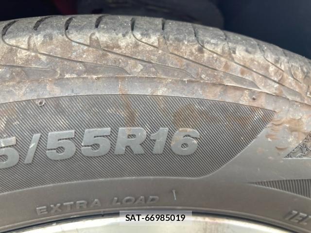 Peugeot 208 2018-08 8831046-3