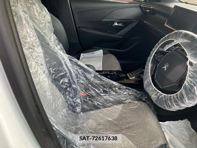 Peugeot 208 2020-11 8850338-10