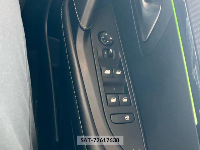 Peugeot 208 2020-11 8850338-12