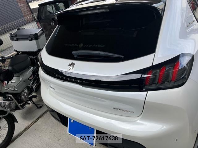 Peugeot 208 2020-11 8850338-3
