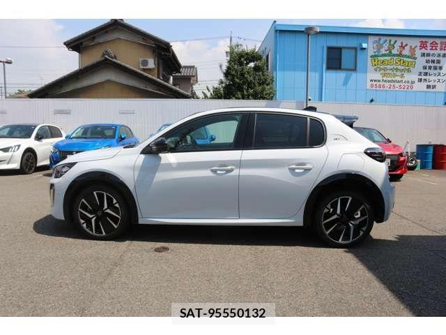 Peugeot 208 2026-05 8850337-2