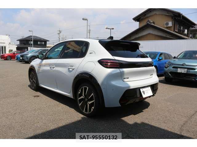 Peugeot 208 2026-05 8850337-8