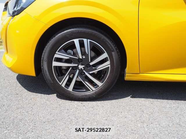 Peugeot 208 2023-09 8849655-13