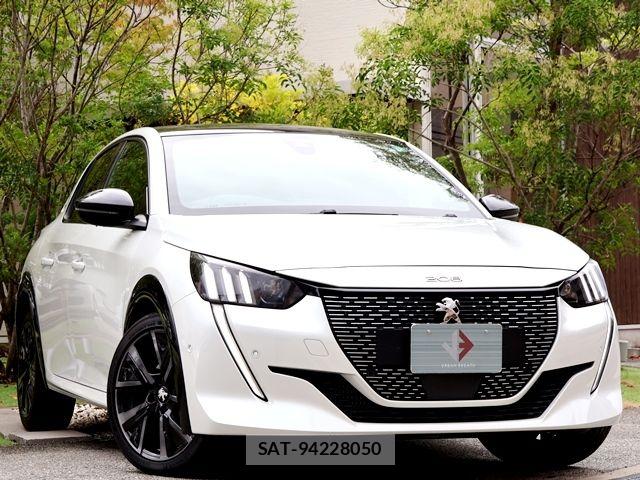 Peugeot 208 2021-07 8850339-3