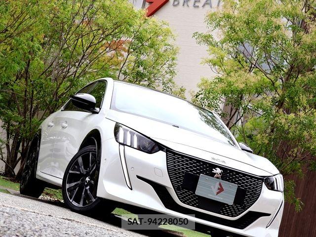 Peugeot 208 2021-07 8850339-4