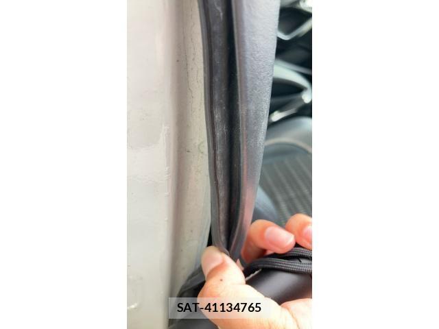 Peugeot 208 2015-03 8871810-28