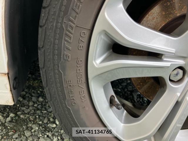 Peugeot 208 2015-03 8871810-5