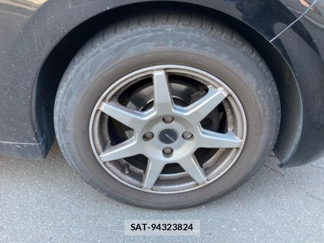Peugeot 208 2013-03 8881522-5