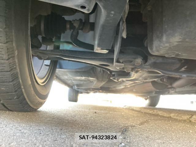 Peugeot 208 2013-03 8881522-8