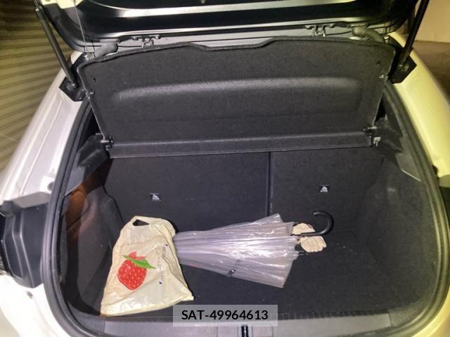 Peugeot 208 2022-04 8881517-13