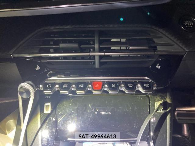 Peugeot 208 2022-04 8881517-20