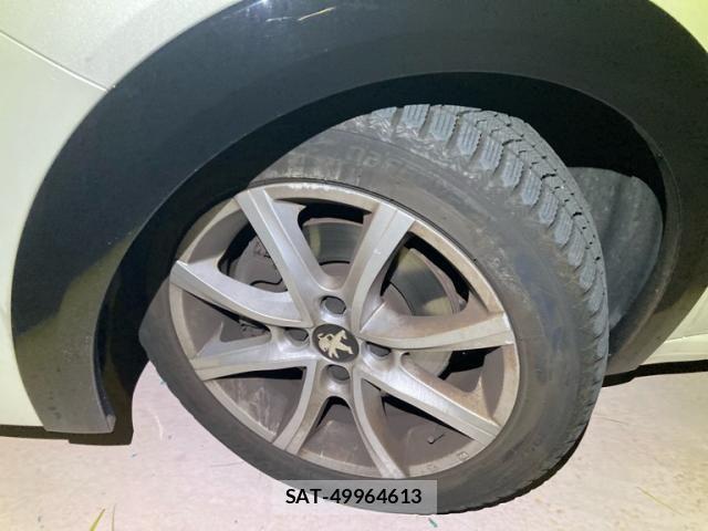 Peugeot 208 2022-04 8881517-6