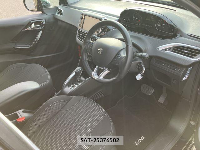 Peugeot 208 2019-06 8881520-9