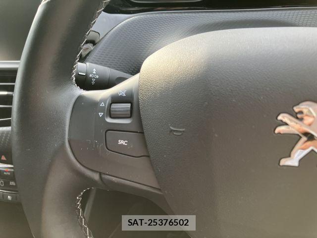 Peugeot 208 2019-06 8881520-18