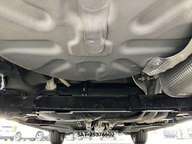 Peugeot 208 2019-06 8881520-28
