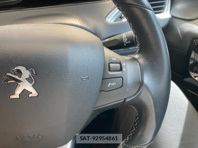 Peugeot 208 2017-10 8881519-13