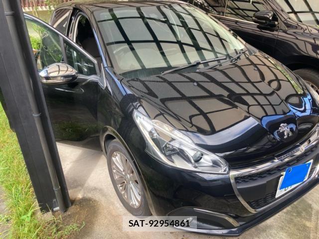 Peugeot 208 2017-10 8881519-1