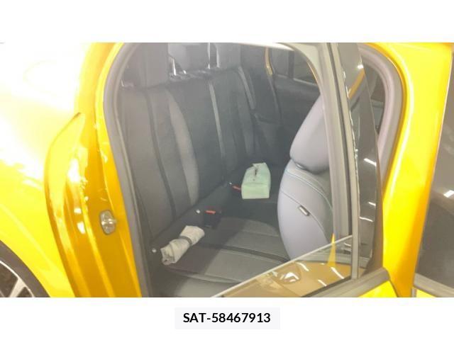 Peugeot 208 2020-10 8884171-13