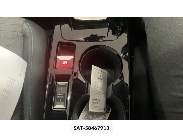Peugeot 208 2020-10 8884171-24