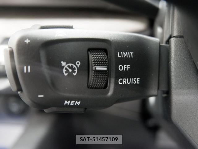 Peugeot 3008 2023-04 1338788-12