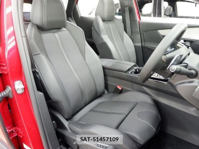 Peugeot 3008 2023-04 1338788-4