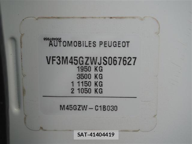 Peugeot 3008 2018-05 1355343-20