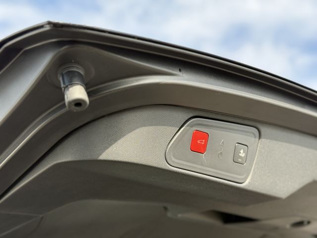 Peugeot 3008 2025-02 1548395-21