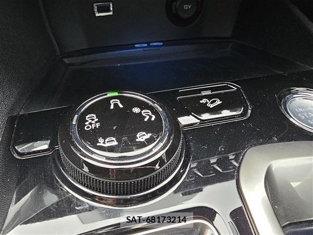 Peugeot 3008 2018-12 1663094-22