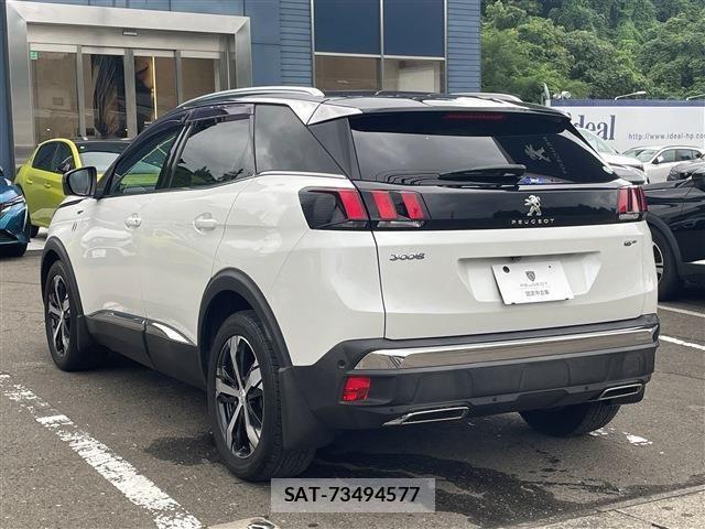 Peugeot 3008 2018-07 1663090-6