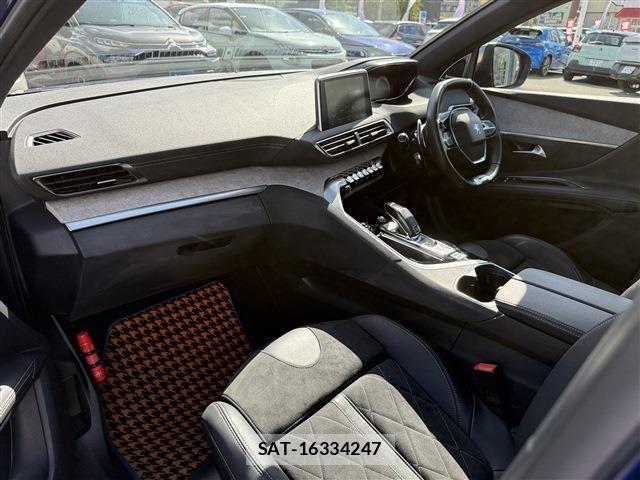 Peugeot 3008 2020-05 1663089-14