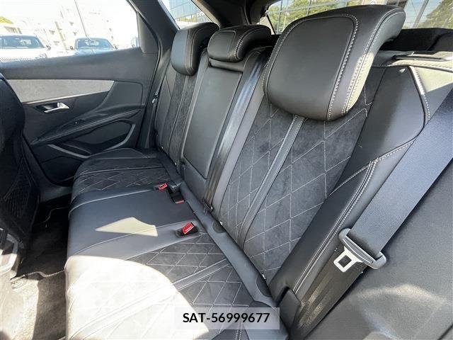 Peugeot 3008 2018-08 1694620-18