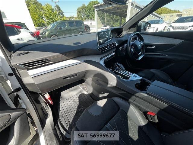 Peugeot 3008 2018-08 1694620-21