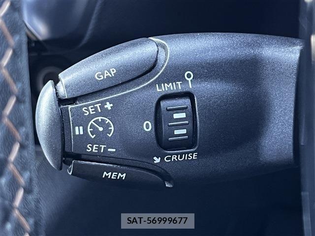 Peugeot 3008 2018-08 1694620-23