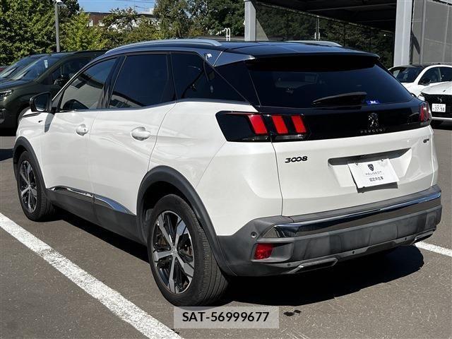 Peugeot 3008 2018-08 1694620-6