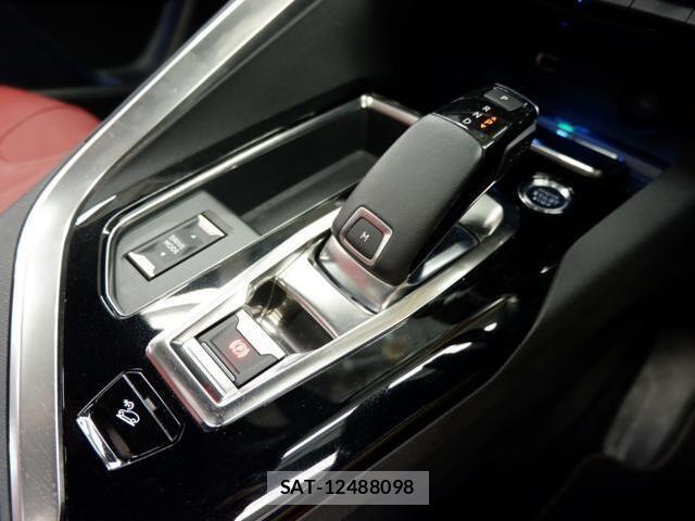 Peugeot 3008 2020-01 1694615-11