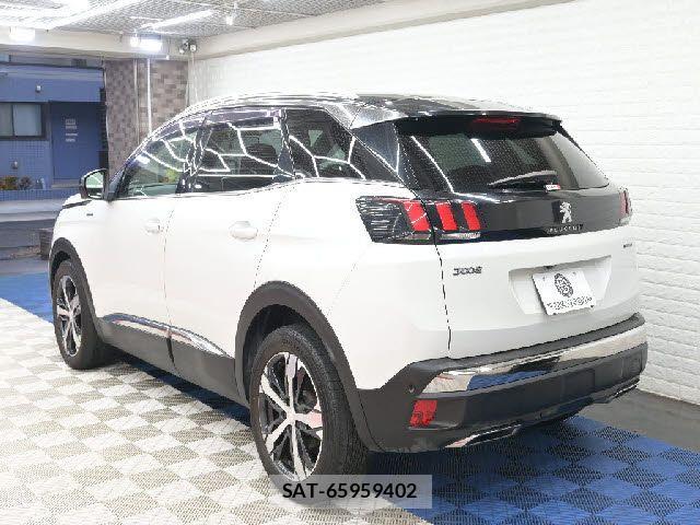 Peugeot 3008 2018-10 1847695-13