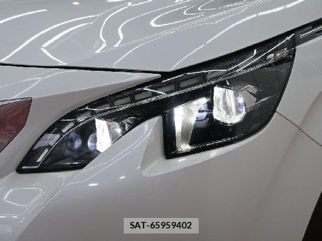 Peugeot 3008 2018-10 1847695-20
