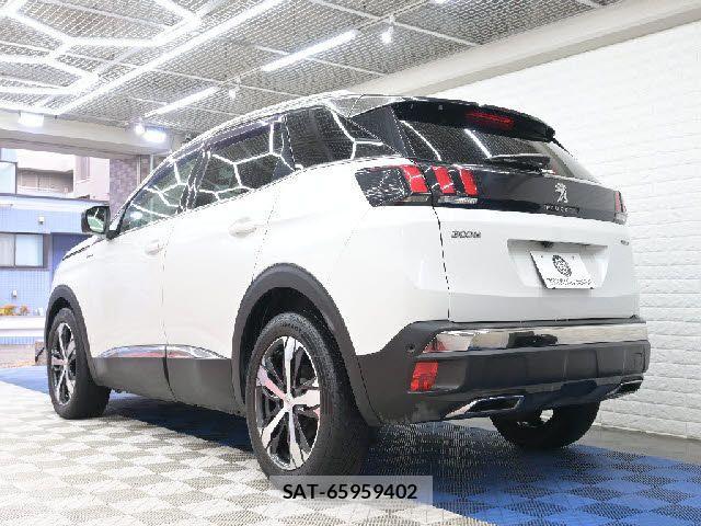 Peugeot 3008 2018-10 1847695-2