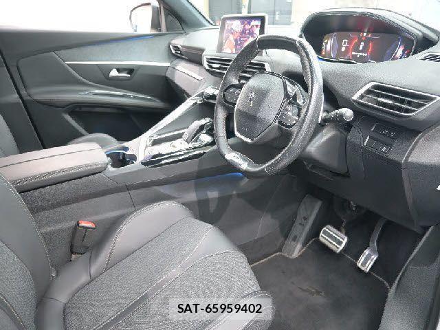 Peugeot 3008 2018-10 1847695-3