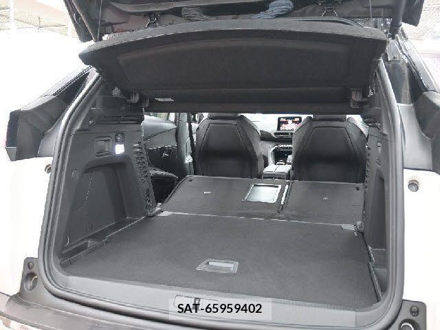 Peugeot 3008 2018-10 1847695-7