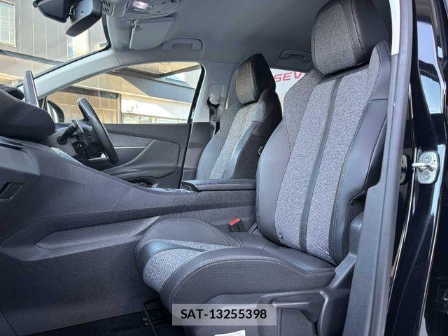 Peugeot 3008 2018-01 1827925-18