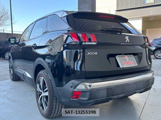 Peugeot 3008 2018-01 1827925-24