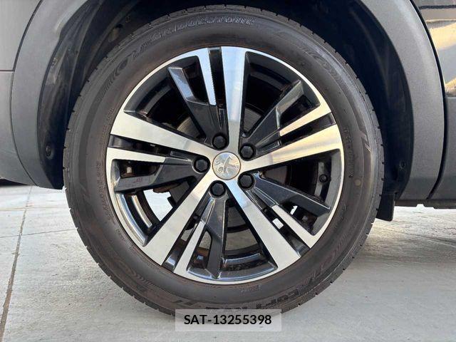 Peugeot 3008 2018-01 1827925-27