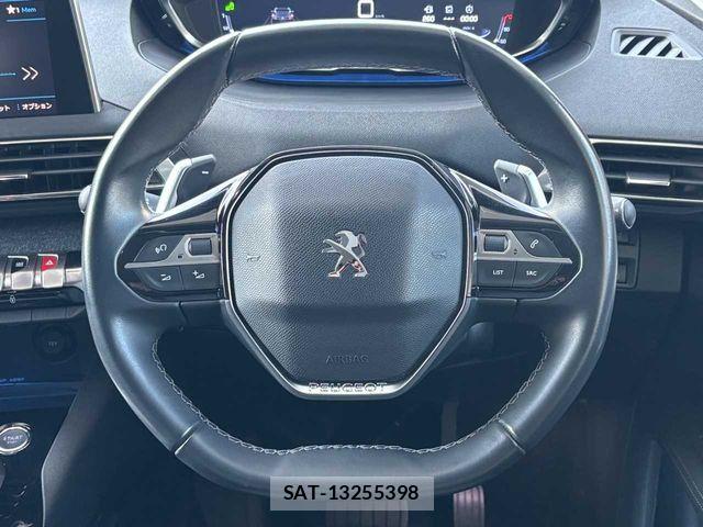 Peugeot 3008 2018-01 1827925-3